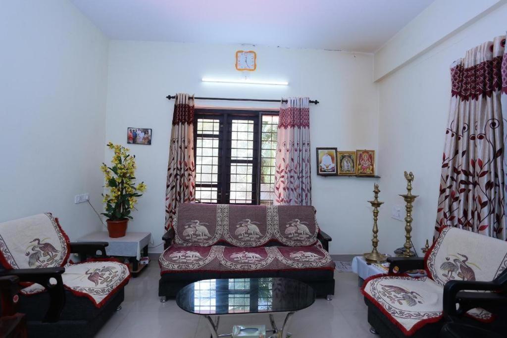 Panackal Inn Pala Bagian luar foto